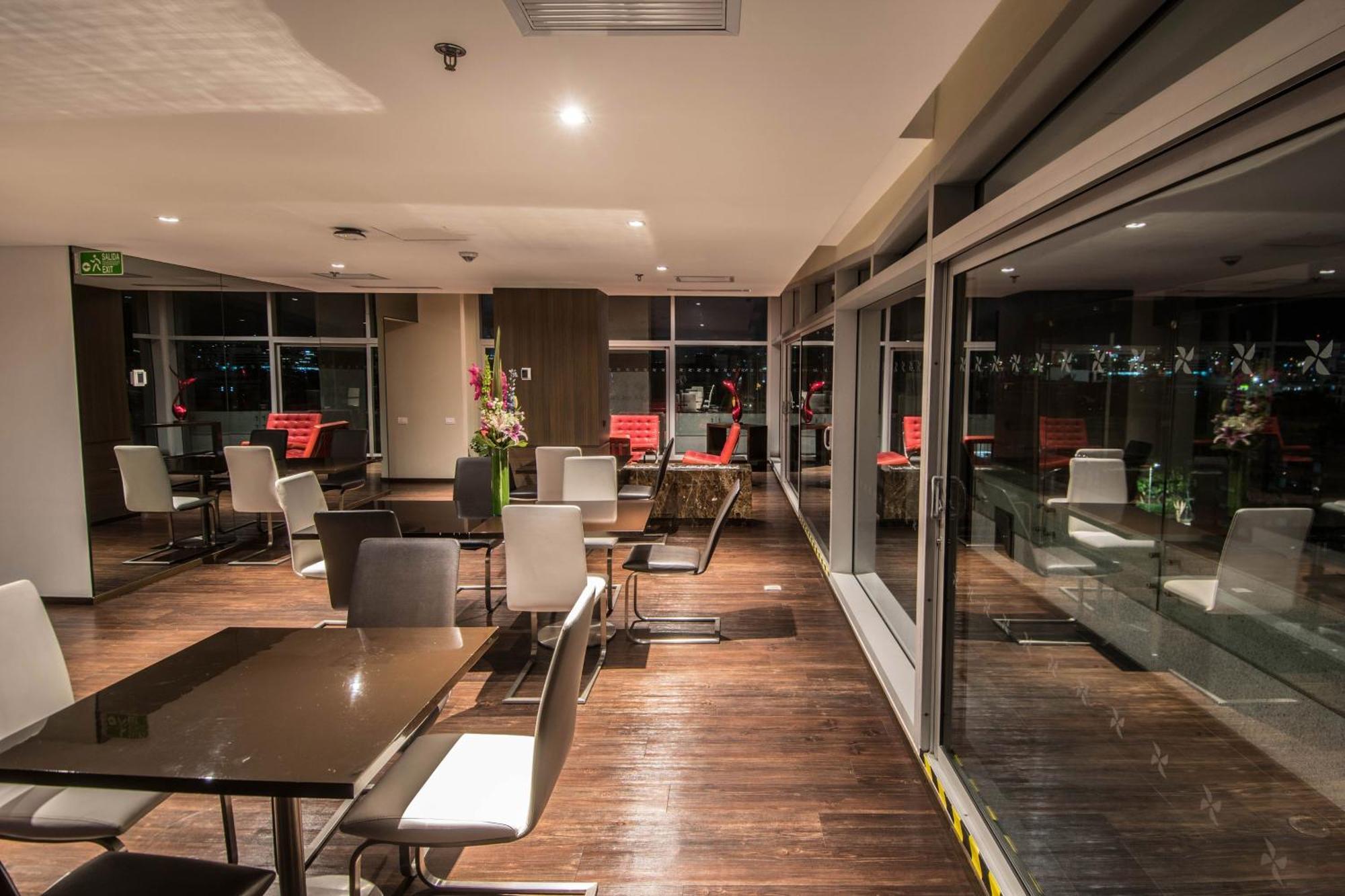 Four Points By Sheraton Bogotá Zewnętrze zdjęcie